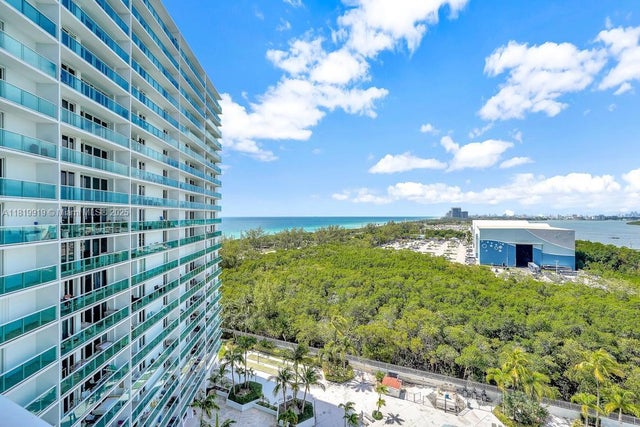 4 of 34 - 100 Bayview Dr 1223, Sunny Isles Beach, FL