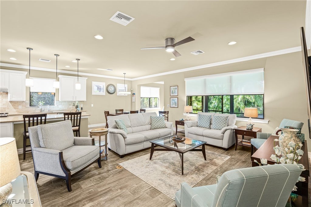 14671 Laguna Dr, Fort Myers