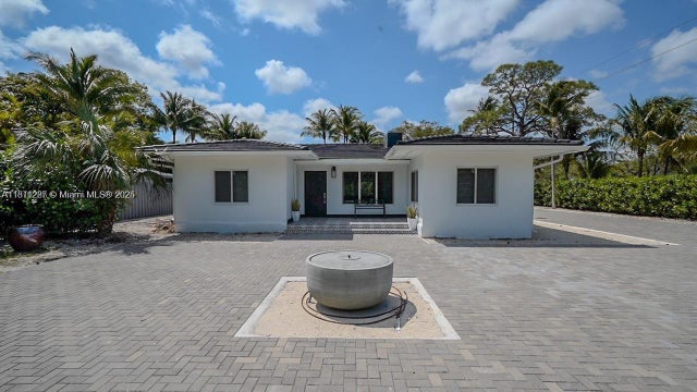 1 of 26 - 8390 Sw 64th St, Miami, FL