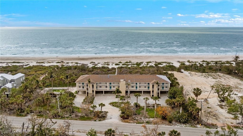 527 E Gulf Dr 203, SANIBEL