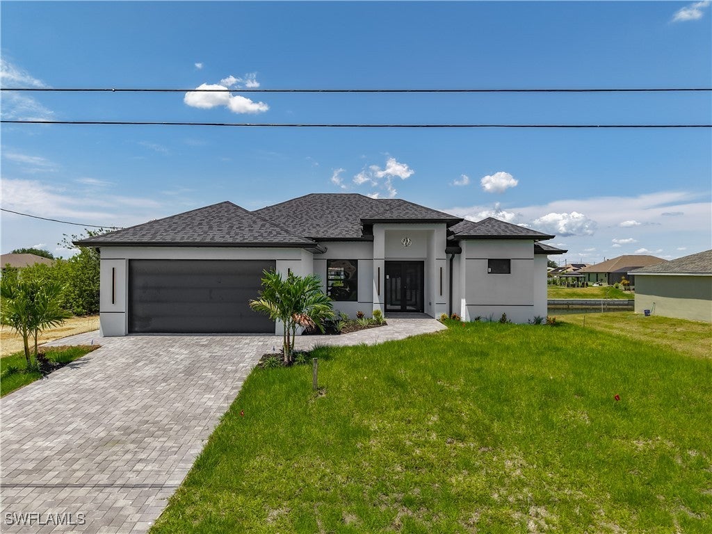 323 Ne 19th Ter, Cape Coral