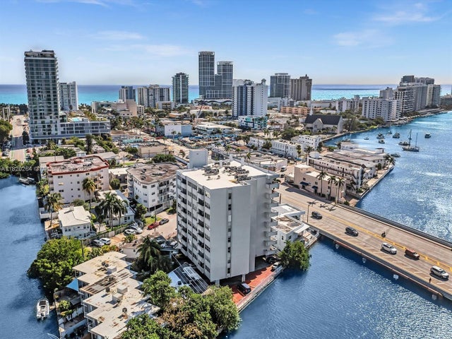 1 of 36 - 7118 Bonita Dr 405, Miami Beach, FL