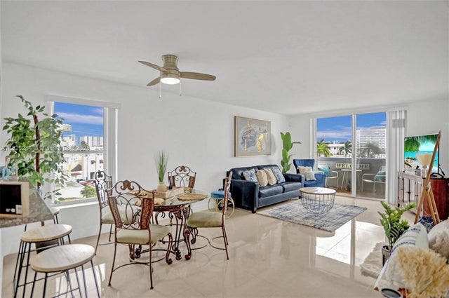 5 of 36 - 7118 Bonita Dr 405, Miami Beach, FL