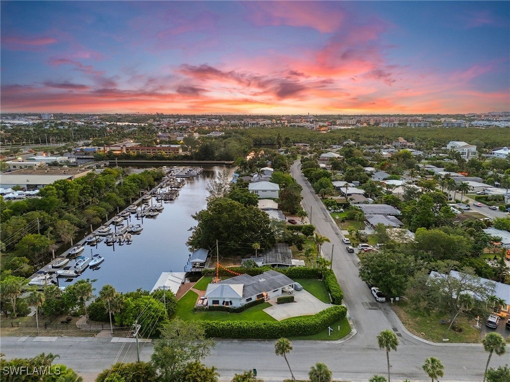 2180 Harbor Ln, Naples