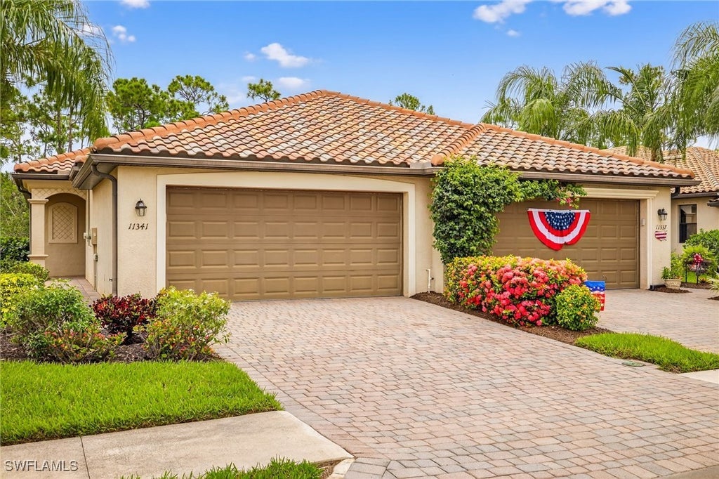 11341 Red Bluff Ln, Fort Myers