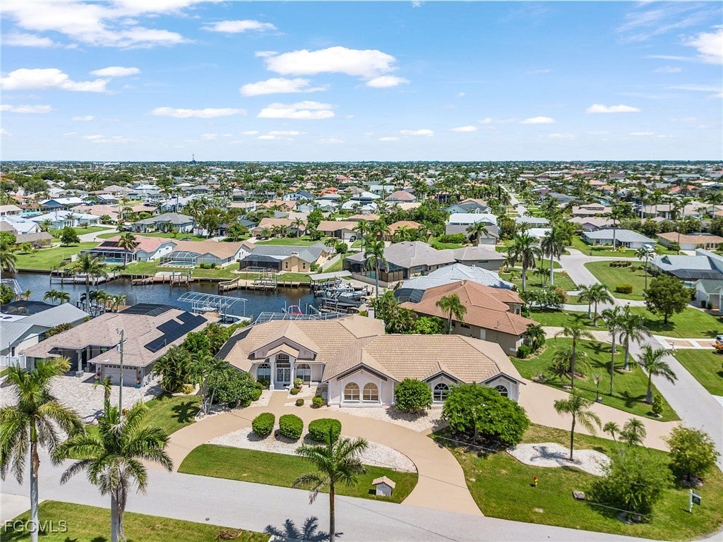 1207 Sw 52nd Ter, Cape Coral
