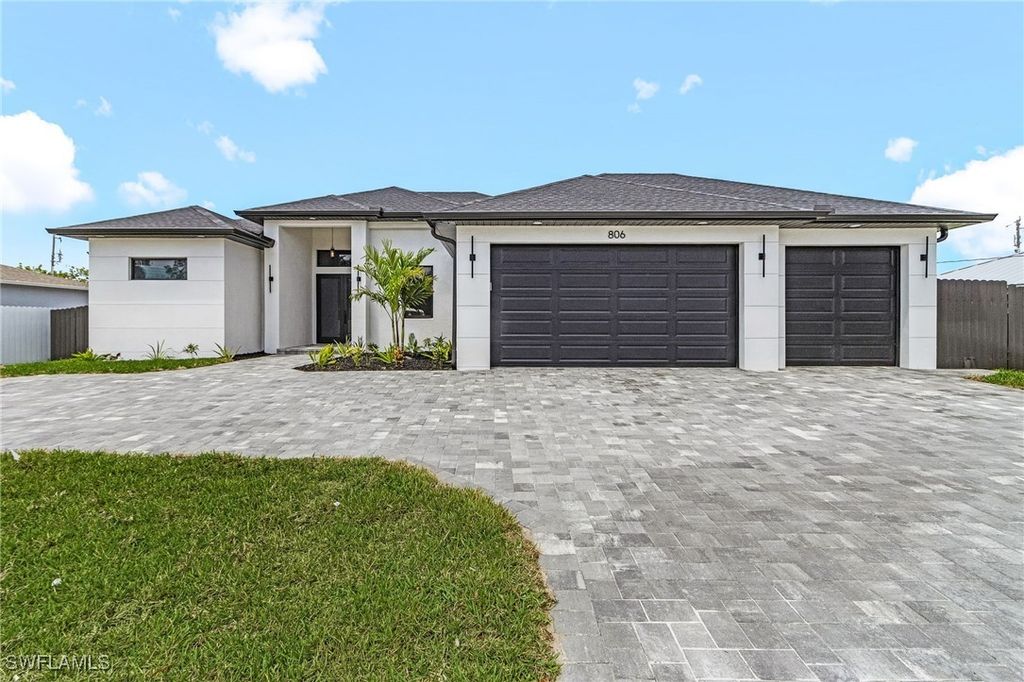 806 Santa Barbara Blvd, Cape Coral