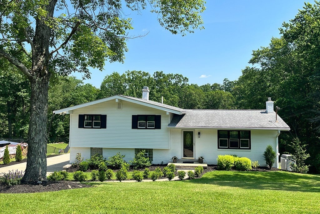 155 Broadbent Road, Ohio