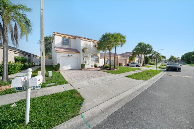 4 of 38 - 15872 Nw 21st St, Pembroke Pines, FL