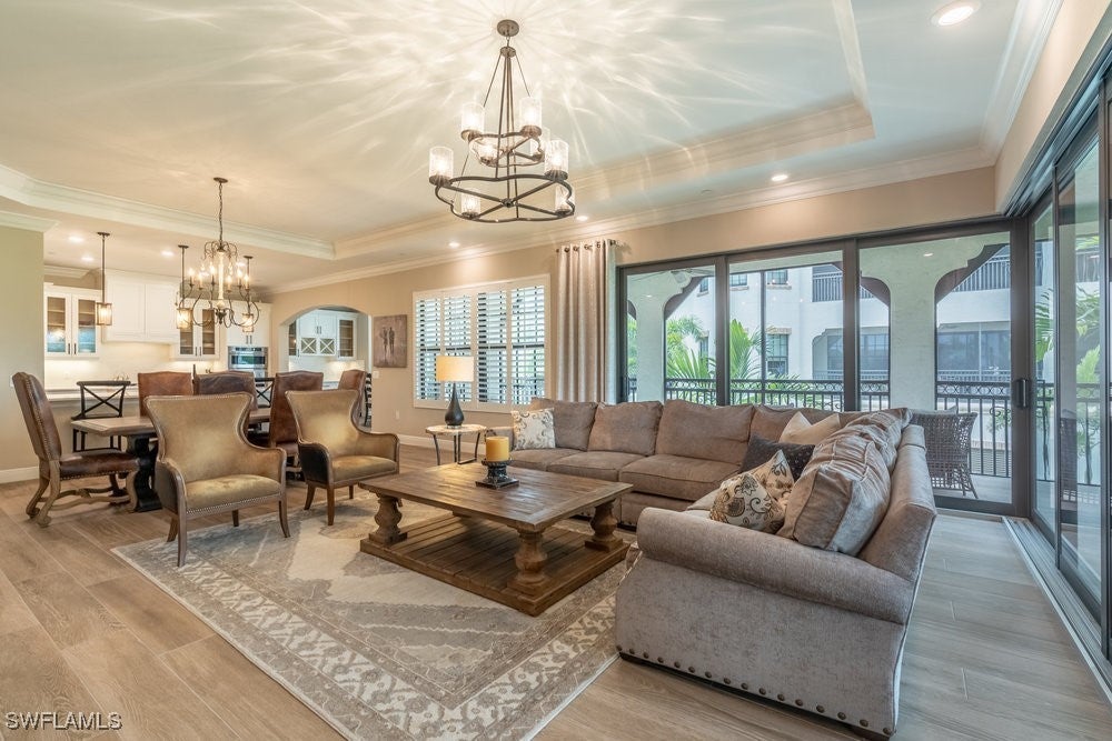 Photo of Listing #225054683