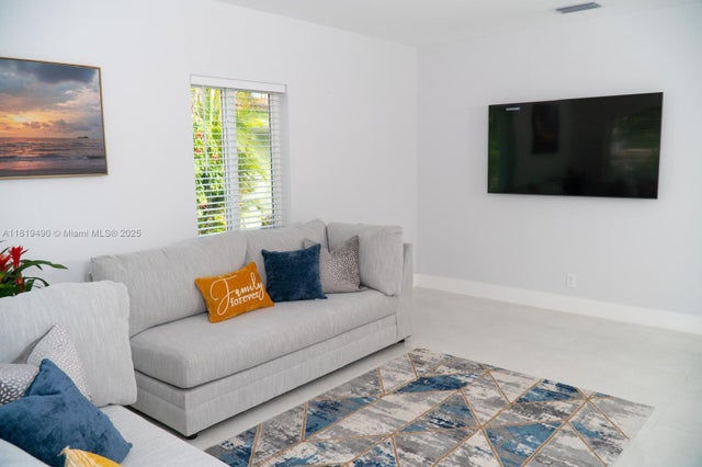 3 of 44 - N/A, North Miami Beach, FL