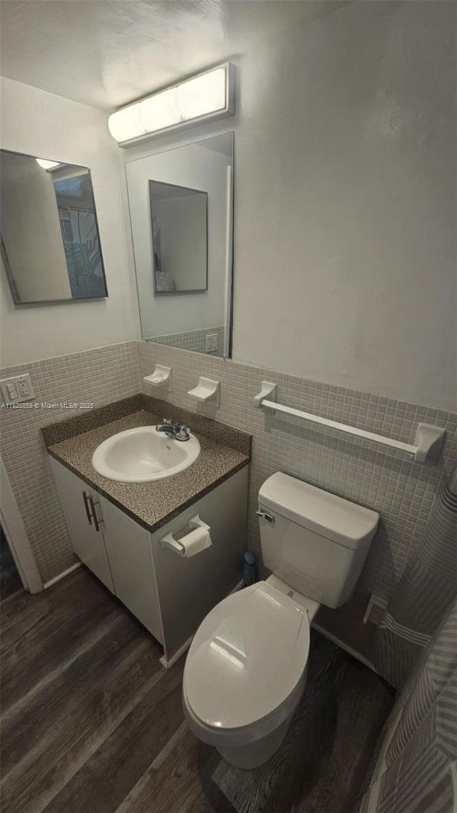 4 of 8 - 1500 Ne 127th St 103, North Miami, FL