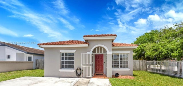1 of 20 - 19220 Sw 119th Pl, Miami, FL
