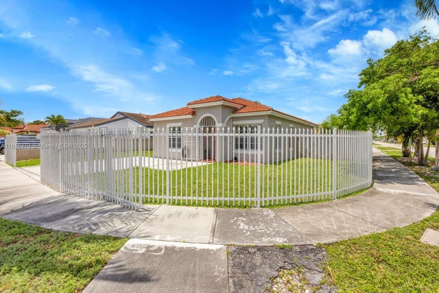 2 of 20 - 19220 Sw 119th Pl, Miami, FL