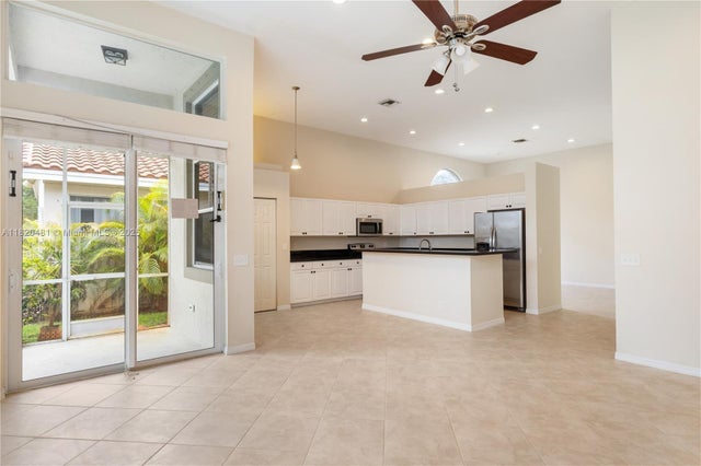 4 of 39 - 12123 Nw 15th Ct, Coral Springs, FL