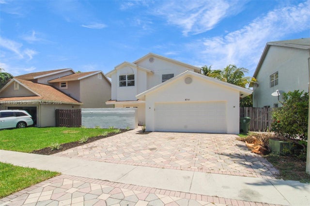 2 of 37 - 9741 Sw 12th St, Pembroke Pines, FL