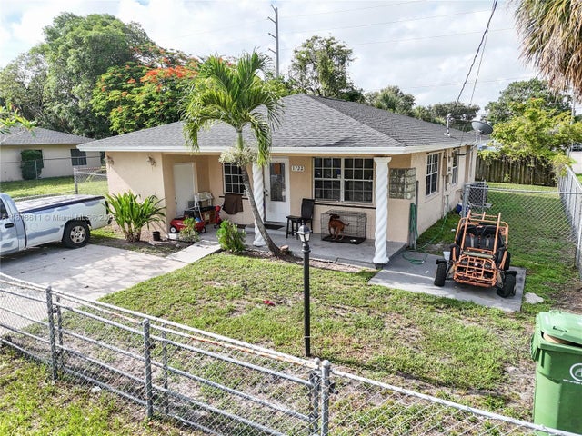 2 of 28 - 1722 Nw 8th Ct, Fort Lauderdale, FL