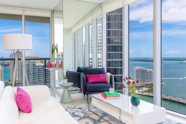 3 of 18 - 485 Brickell Ave 3410, Miami, FL