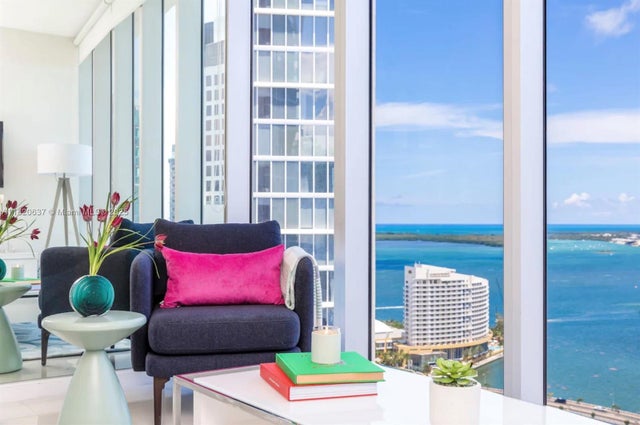 4 of 18 - 485 Brickell Ave 3410, Miami, FL