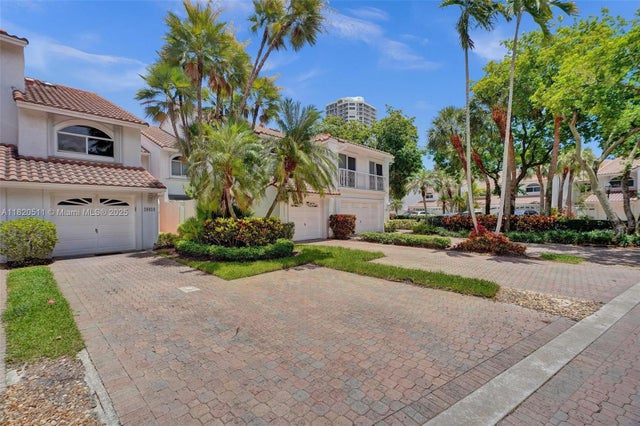 1 of 33 - 20939 Ne 37th Ct, Aventura, FL