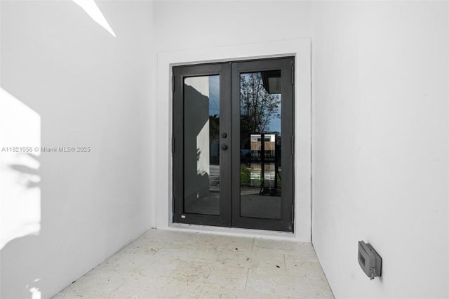 4 of 38 - 21235 Ingraham Ave Rd, Cutler Bay, FL
