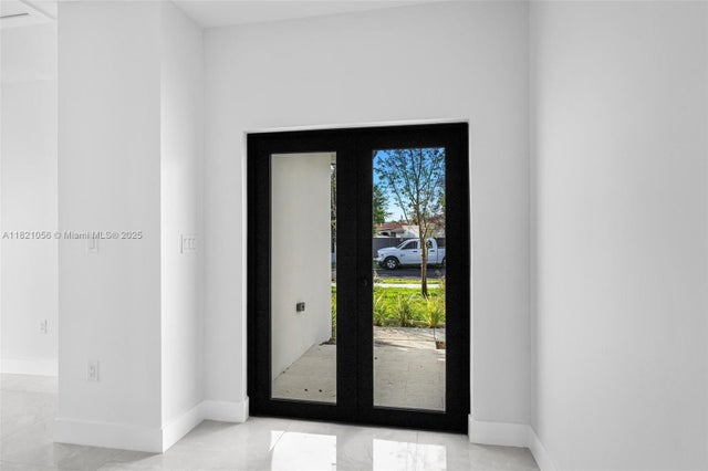 5 of 38 - 21235 Ingraham Ave Rd, Cutler Bay, FL
