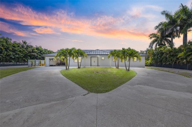 1 of 49 - 23421 Sw 217th Ave, Homestead, FL