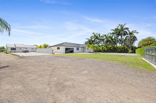 3 of 49 - 23421 Sw 217th Ave, Homestead, FL