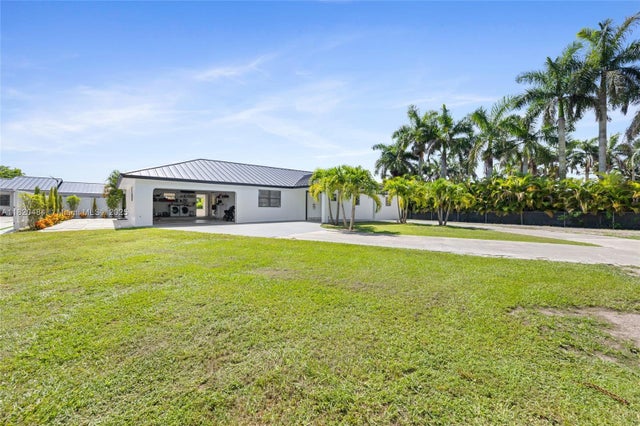 4 of 49 - 23421 Sw 217th Ave, Homestead, FL