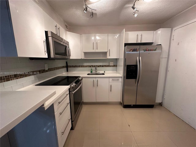 1 of 6 - 1470 Ne 125th Ter 308, North Miami, FL