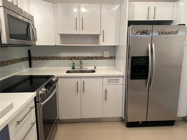 3 of 6 - 1470 Ne 125th Ter 308, North Miami, FL