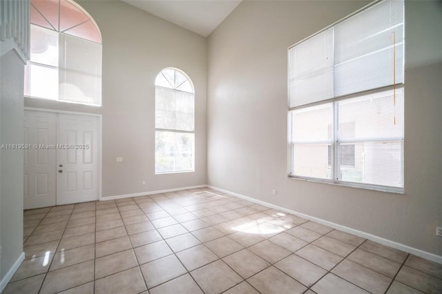 3 of 28 - 1202 Ne 37th Pl, Homestead, FL