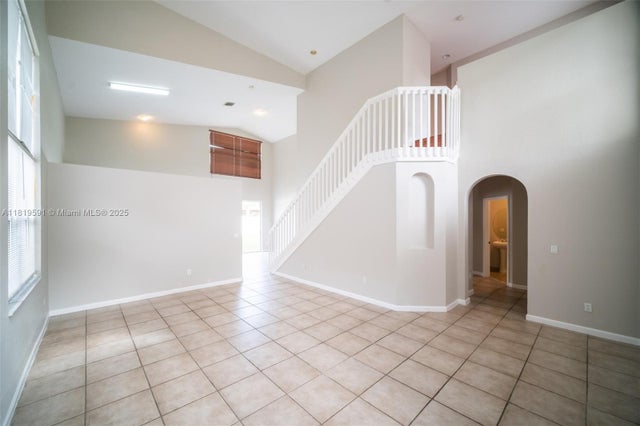 5 of 28 - 1202 Ne 37th Pl, Homestead, FL