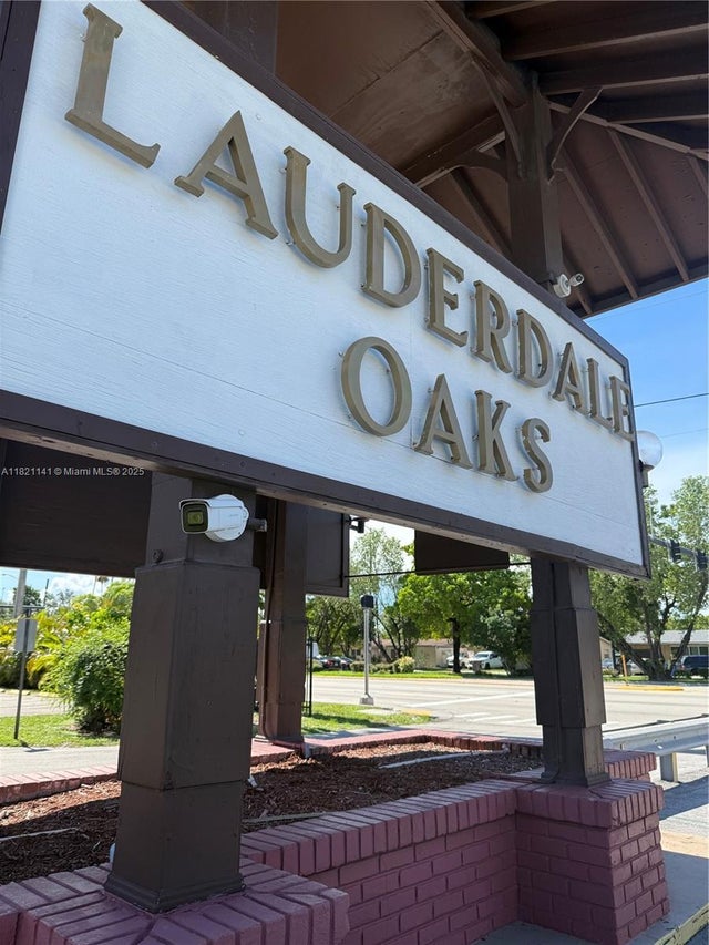 1 of 42 - 3001 Nw 46th Ave 204, Lauderdale Lakes, FL