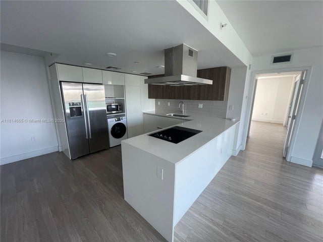 2 of 16 - 1025 92nd St 607, Bay Harbor Islands, FL