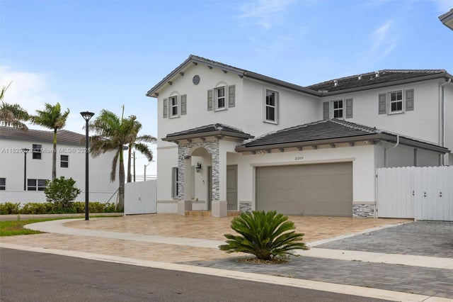 3 of 42 - 21205 Sw 127th Ct, Miami, FL