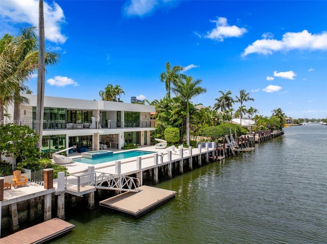 2 of 78 - 2519 Lucille Dr, Fort Lauderdale, FL
