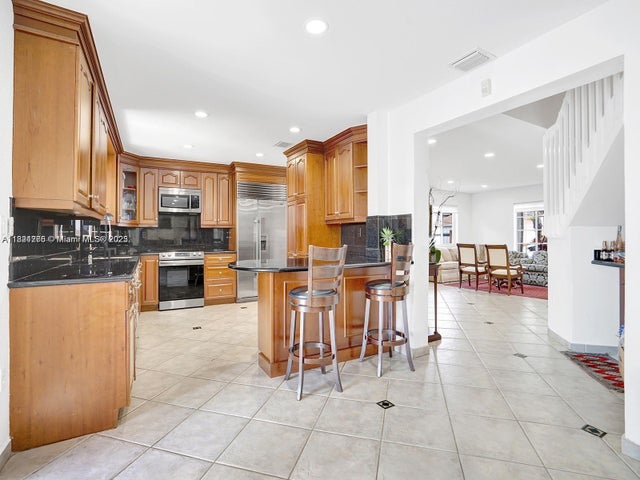 3 of 21 - 5343 Nw 111th Ct, Doral, FL