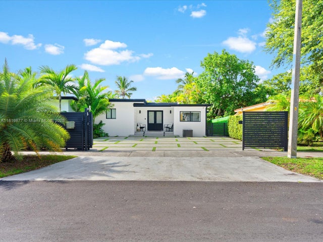 4 of 56 - 4531 Sw 15th St, Miami, FL