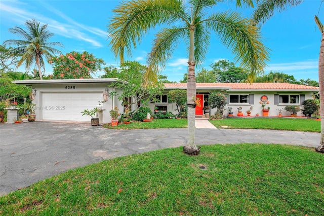 3 of 61 - 6285 Pine Ter, Plantation, FL
