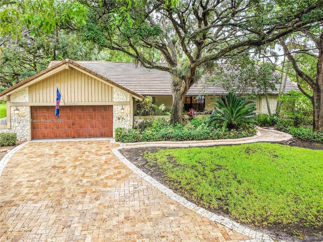 2 of 39 - 10123 Vestal Ct, Coral Springs, FL