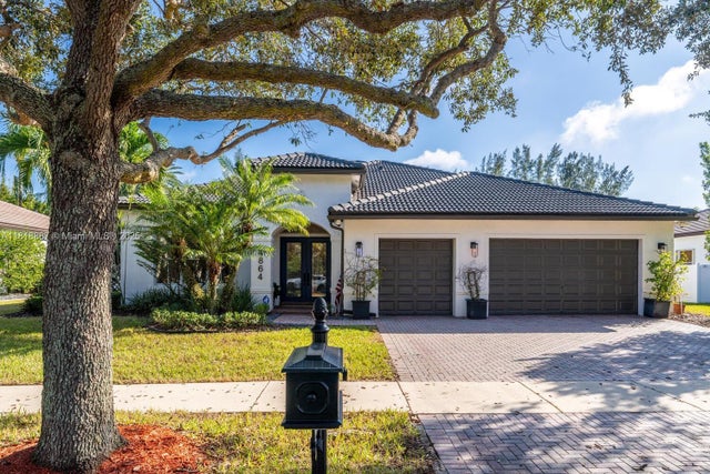 1 of 39 - 4864 Tropicana Ave, Cooper City, FL