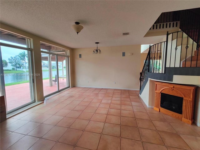 4 of 15 - 15651 Nw 14th Ct, Pembroke Pines, FL