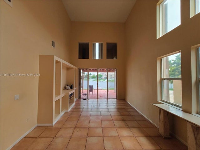 5 of 15 - 15651 Nw 14th Ct, Pembroke Pines, FL