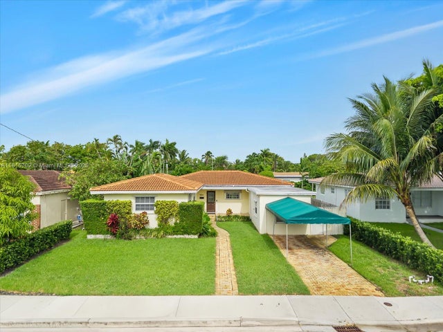 7512 Mutiny Ave, North Bay Village