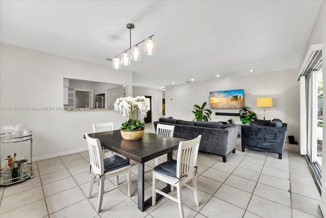 4 of 30 - 7512 Mutiny Ave, North Bay Village, FL