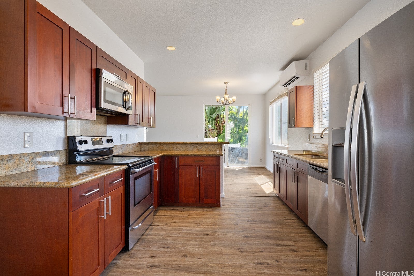 Photo of Listing #202514005