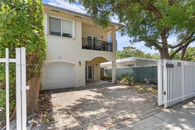 2 of 18 - 3154 Plaza St, Miami, FL