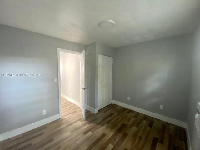 3 of 17 - 345 Ne 168th St, North Miami Beach, FL