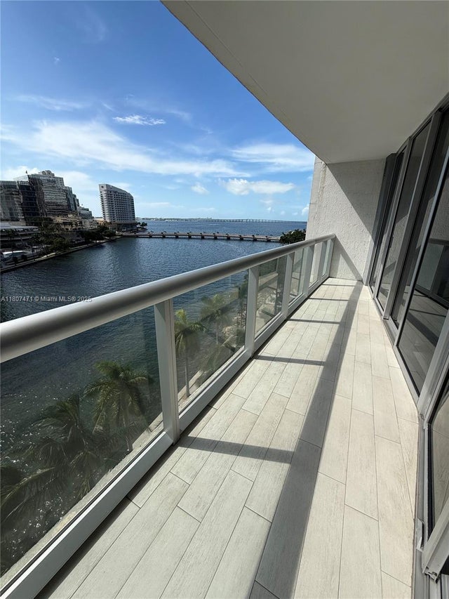 2 of 39 - 495 Brickell Ave Bay806, Miami, FL
